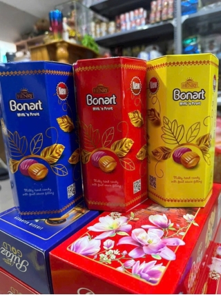 Kẹo trái cây King Henry Bonart hộp giấy lục giác thấp 150g