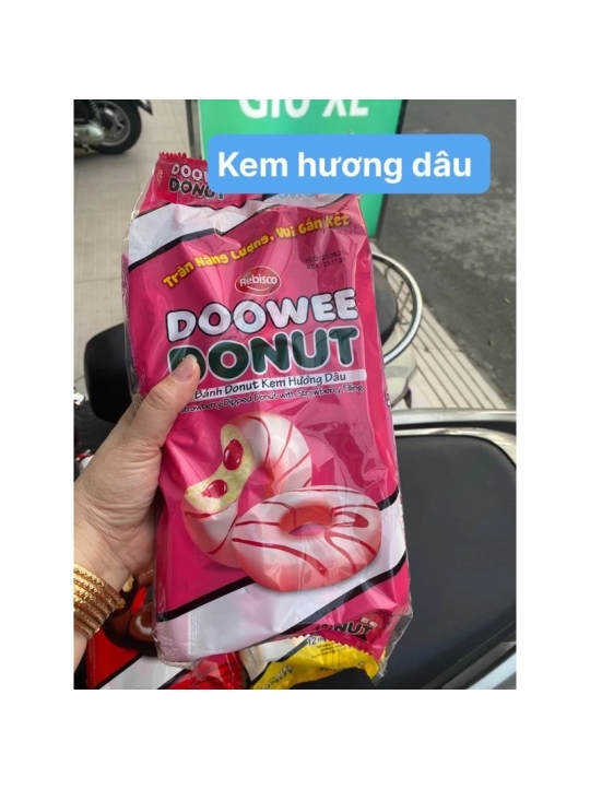 BỊCH 12 GÓI BÁNH DONUT SÔCLA ( CÓ ĐỦ 6 HƯƠNG VỊ )