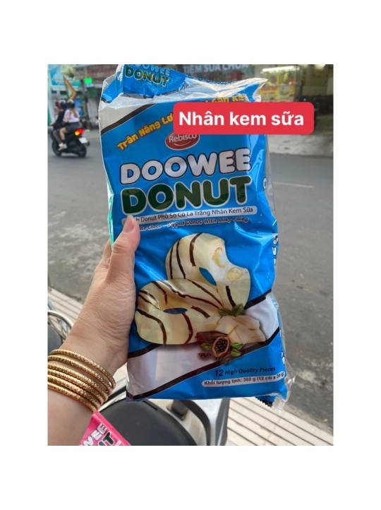 BỊCH 12 GÓI BÁNH DONUT SÔCLA ( CÓ ĐỦ 6 HƯƠNG VỊ )