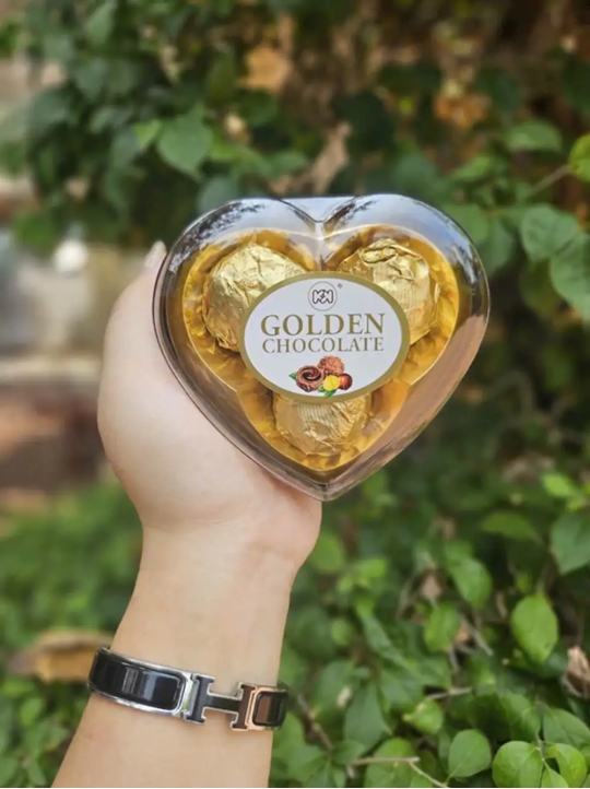 Socola 3 viên trái tim Golden hàng Trung date mới