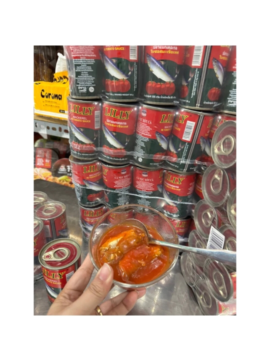 Lốc 10 lon Cá nục sốt cà LILY hộp 155g