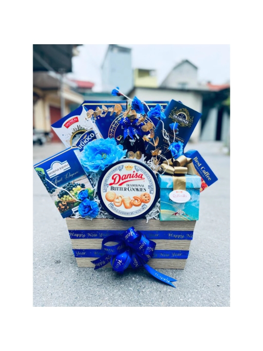 SET 8 MÓN KHAY GỖ , BÁNH DANISA