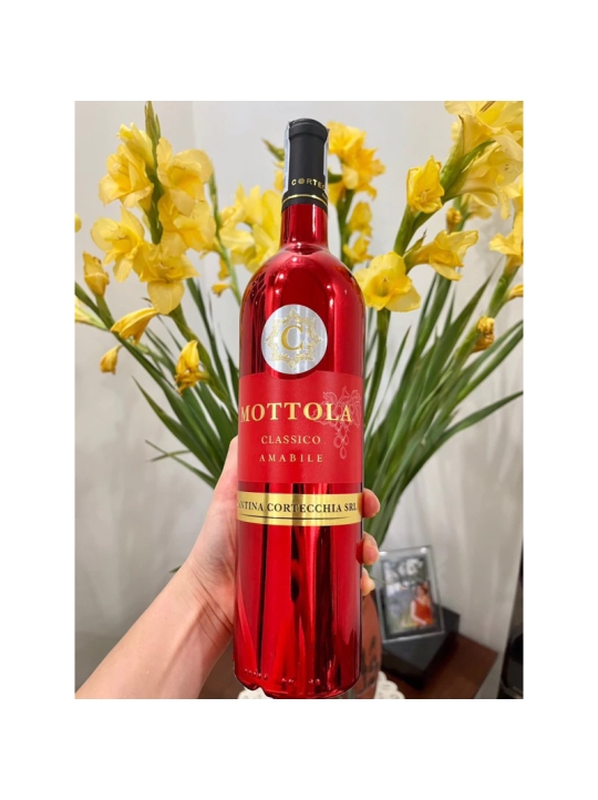 Vang Ngọt Ý Mottola Vincenzo Vàng 10° (Chai) 750ml