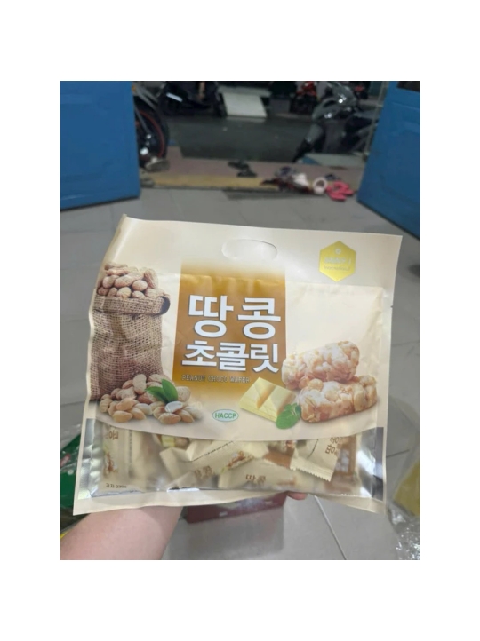 Bánh Yến Mạch Đậu Phộng Hàn Quốc JINNY.J - Peanut Choco Water 230g